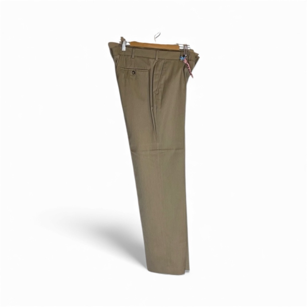 VAN HEUSEN Men's 34x32 Khaki Chinos
